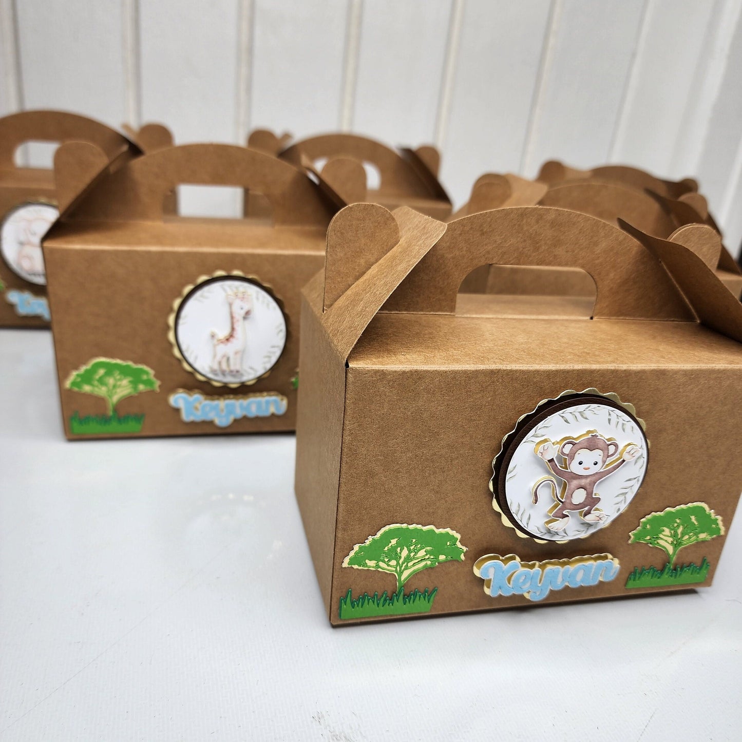 Safari party boxes, Jungle safari party decorations, Wild Party Supplies, Wild jungle birthday party theme, Safari Party Favor boxes