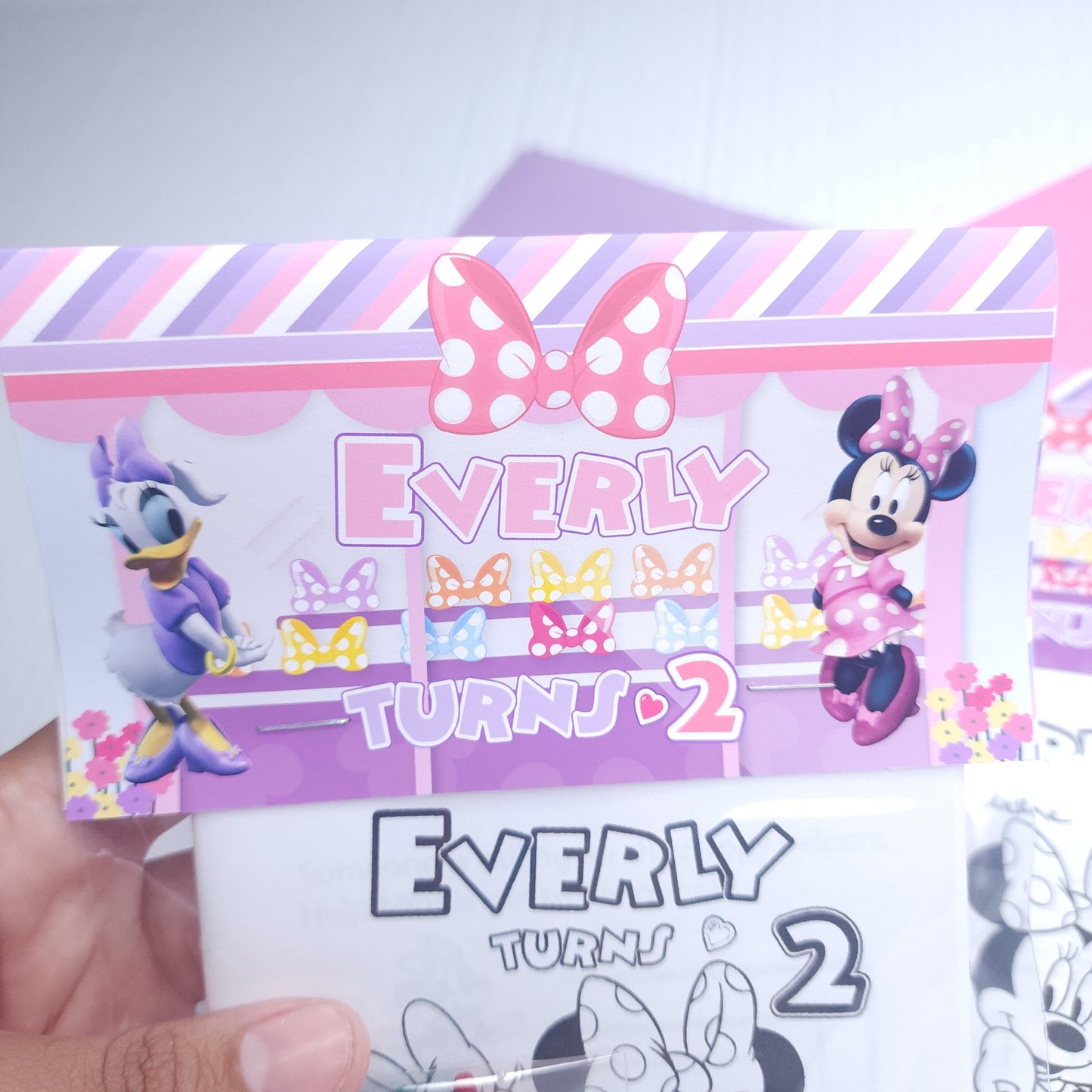 Minnie and Daisy Coloring Books, Minnie Mouse Party Decorations, Daisy Duck Birthday Party, Minnie and Daisy Birthday Party, Minnie Party